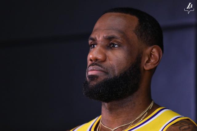 CBA常规赛：山西主场大胜南京 季后赛首轮对阵青岛